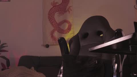 insta damn8   --------  online show from 03/05/25, 02:46