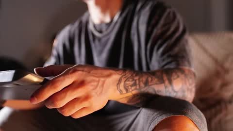 insta damn8   --------  online show from 02/07/26, 12:36