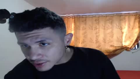 Snapshot of damiansexyboy69 chatting on 11/10/25, 12:04 damiansexyboy69 online show from 11/10/25, 12:04