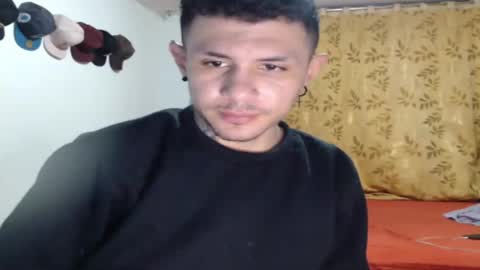 Snapshot of damiansexyboy69 chatting on 11/11/25, 01:05 damiansexyboy69 online show from 11/11/25, 01:05