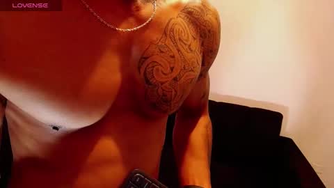 ---Taylor--- online show from 01/10/25, 12:27