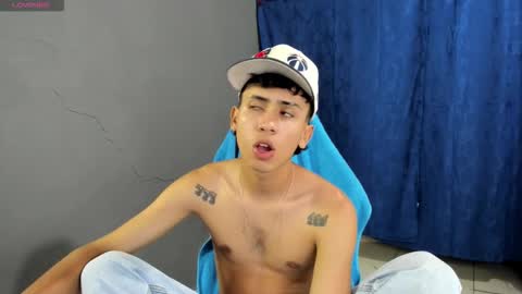 damien_444 online show from 11/02/25, 04:59