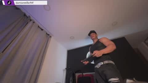 Snapshot of dammianmilleroficial chatting on 05/16/26, 04:53 INSTAGRAM DAMMIANMILLEROFICIAL online show from 05/16/26, 04:53