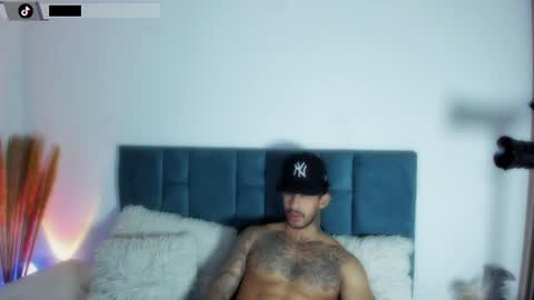Snapshot of dammianmilleroficial chatting on 07/21/26, 12:02 INSTAGRAM DAMMIANMILLEROFICIAL online show from 07/21/26, 12:02