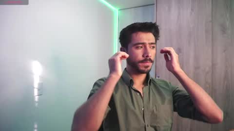 damon_frost online show from 12/31/24, 01:08