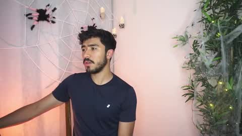 damon_frost online show from 10/15/25, 10:54