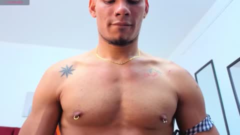 Snapshot of damonblackj chatting on 10/27/25, 08:35 Damon online show from 10/27/25, 08:35