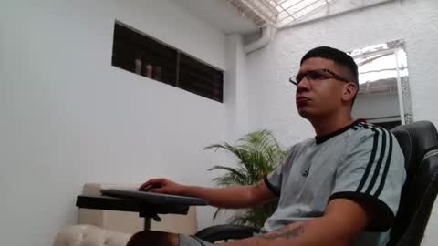 damyan_2003 online show from 04/07/26, 07:14