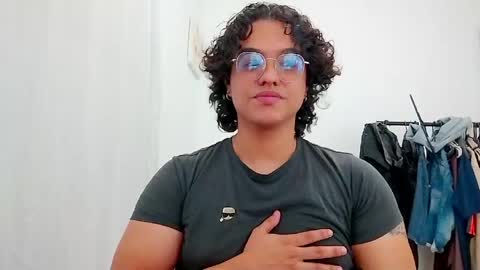 Diane Blosson online show from 04/15/26, 01:23