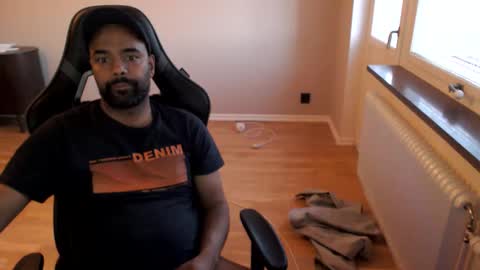 dan_the_man43 online show from 04/24/26, 06:21