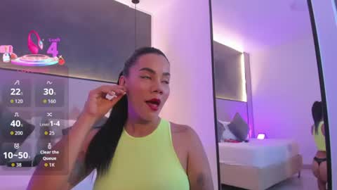 Snapshot of dana_daree chatting on 07/22/26, 08:44 D A N A online show from 07/22/26, 08:44