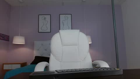 dana online show from 12/04/24, 08:18