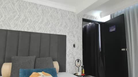 Dana online show from 09/19/25, 04:29