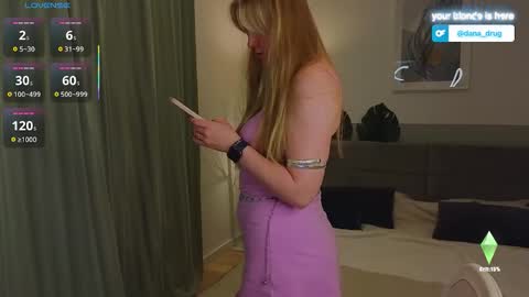 Snapshot of dana_love0 chatting on 09/24/25, 05:38 Dana online show from 09/24/25, 05:38