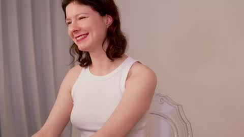 Snapshot of dana_magical chatting on 02/25/25, 10:26 DANA online show from 02/25/25, 10:26