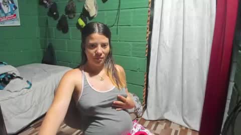Snapshot of danaarey chatting on 06/14/26, 10:39 Danaa Rey online show from 06/14/26, 10:39