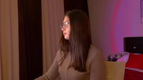 Snapshot of danabatler chatting on 02/10/25, 02:41 danabatler online show from 02/10/25, 02:41