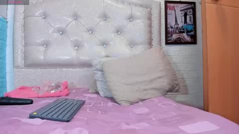 danamontana online show from 04/18/26, 07:58