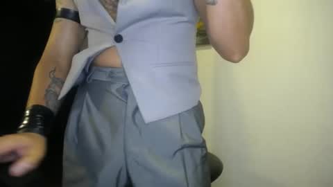 Snapshot of danbury44 chatting on 09/25/25, 03:32 danbury online show from 09/25/25, 03:32