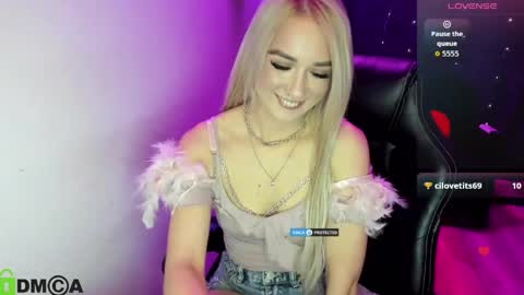 dances_queen online show from 05/02/26, 07:24