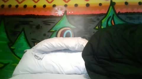Snapshot of dandan420710 chatting on 01/15/26, 04:44 dandan420710 online show from 01/15/26, 04:44