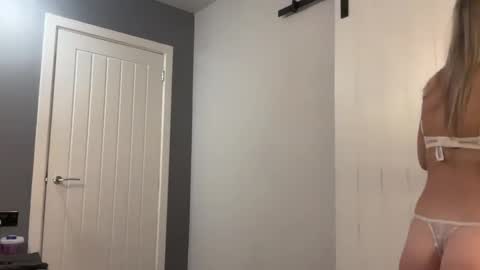 DJ online show from 04/10/26, 03:17