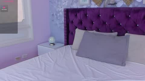 Daniela online show from 02/09/25, 02:40