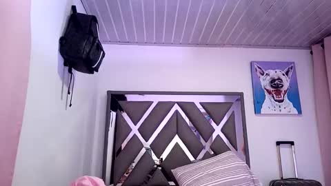 Danella Houston online show from 01/02/25, 02:43