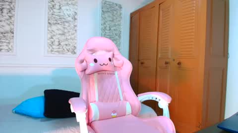 Danella Houston online show from 10/08/25, 06:38