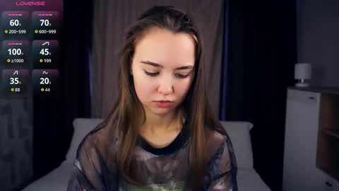 Asha online show from 09/18/25, 05:20