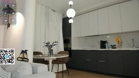 Bella online show from 12/01/25, 06:35