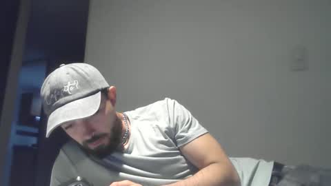 dani3l9905 online show from 10/26/25, 02:39