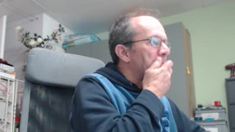 Snapshot of dani_alpina chatting on 11/04/25, 10:58 dani_alpina online show from 11/04/25, 10:58