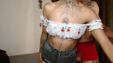 Snapshot of dani_angel_ chatting on 12/11/24, 12:54 Dani online show from 12/11/24, 12:54