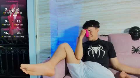 Daniel online show from 10/21/25, 03:40