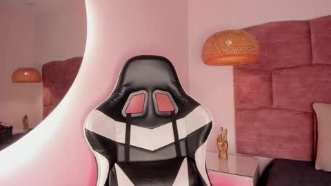   online show from 02/06/26, 02:16