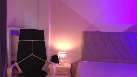 dania22_ online show from 06/25/26, 02:32
