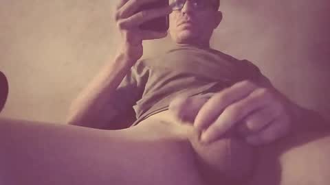 Snapshot of danicrss8 chatting on 04/26/26, 02:53 danicrss8 online show from 04/26/26, 02:53
