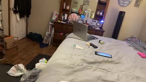 Dani Dragon online show from 12/20/24, 08:45