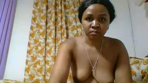 danie80704 online show from 12/04/25, 07:00