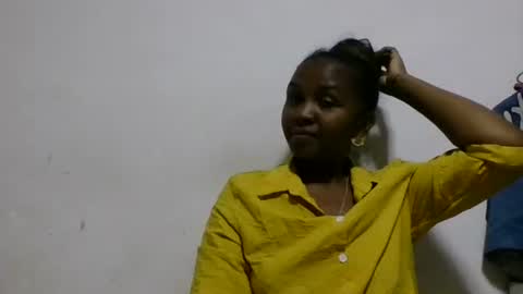 danie80704 online show from 02/01/26, 03:43