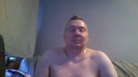 Snapshot of daniel0028 chatting on 06/04/26, 12:00 dan online show from 06/04/26, 12:00