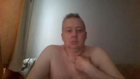 Snapshot of daniel0028 chatting on 07/15/26, 10:20 dan online show from 07/15/26, 10:20