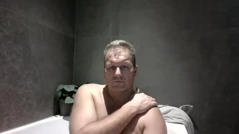 Snapshot of daniel0805 chatting on 12/06/24, 09:32 daniel0805 online show from 12/06/24, 09:32