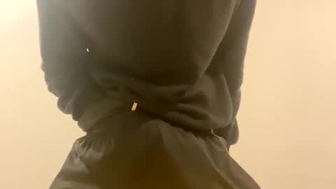 daniel146246 online show from 10/18/25, 09:21