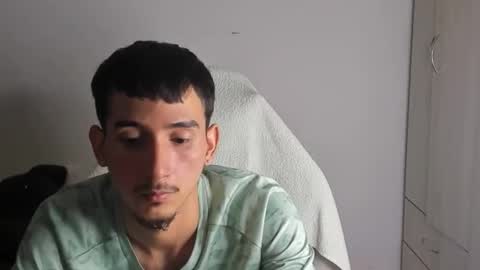 Snapshot of daniel_443 chatting on 11/25/25, 04:34 DANIEL online show from 11/25/25, 04:34