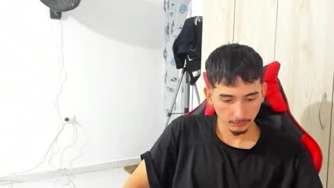 Snapshot of daniel_443 chatting on 03/05/26, 02:51 DANIEL online show from 03/05/26, 02:51