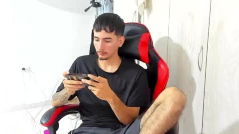 Snapshot of daniel_443 chatting on 03/08/26, 09:35 DANIEL online show from 03/08/26, 09:35