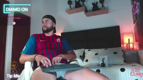  DANIEL HUNTHER online show from 03/25/26, 02:34