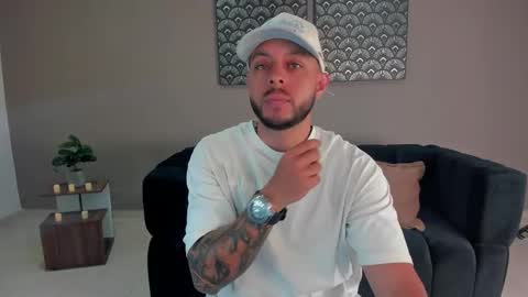 daniel_kingxxx online show from 02/23/26, 11:51